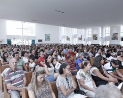 Abril - Igreja Nossa Senhora da Paz - BH/MG